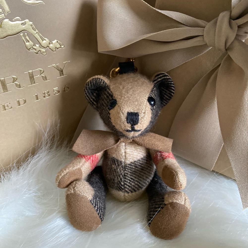 Burberry - Bear- Charm